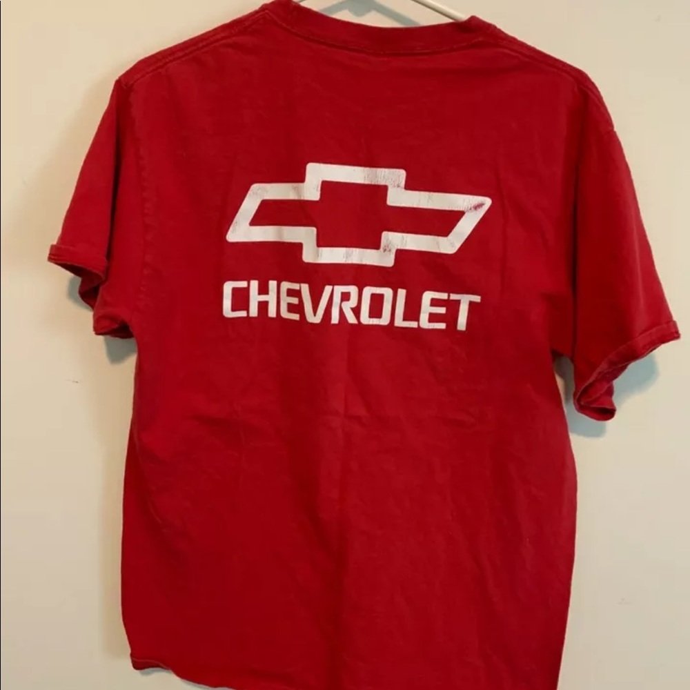 Red Chevrolet t-shirt Vehicle & emblem